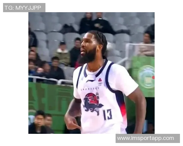 内外开花的纳吉展现全能表现21分7板2断2帽助球队取胜