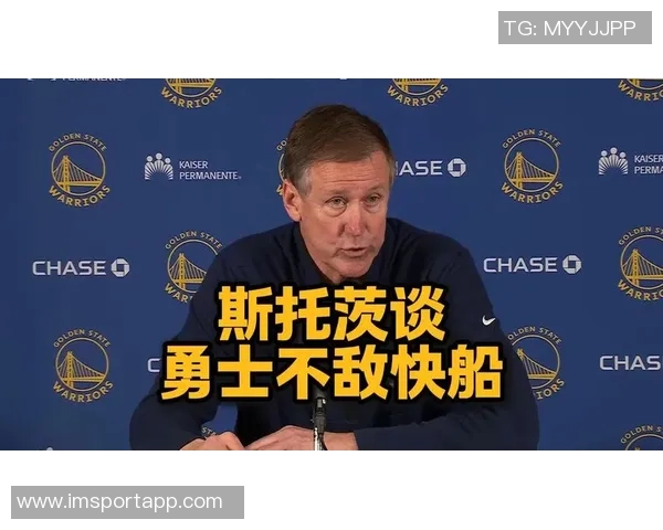 多特球员与教练对漏判点球提出质疑主裁回应拉扯轻微且无效