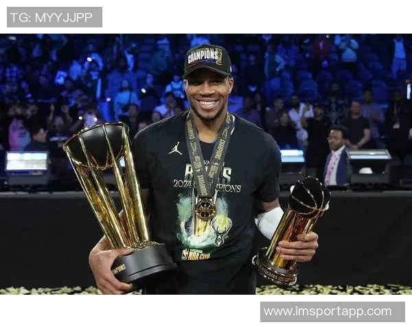 字母哥展望未来五年冲击得分榜前列并透露可能再添四个孩子的计划